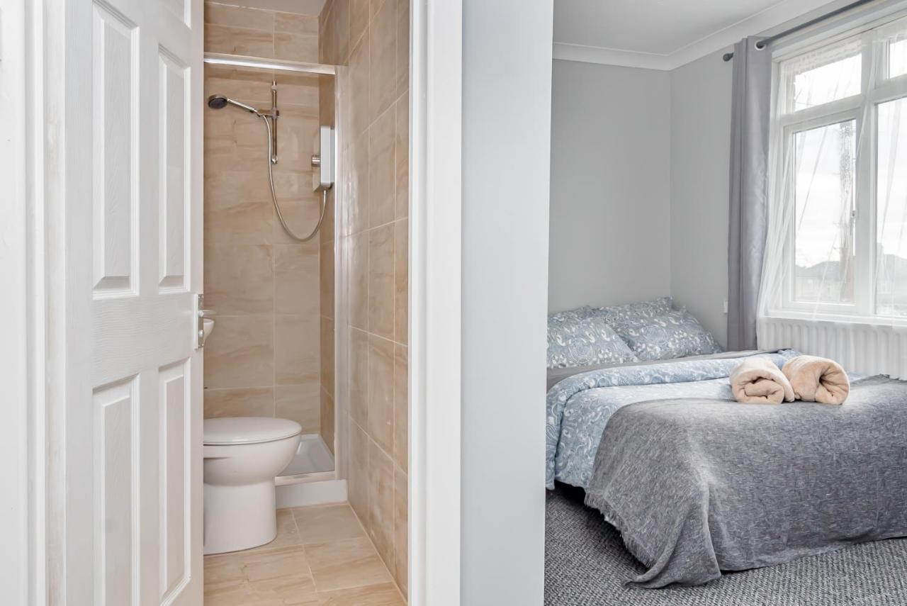 Shirley House 2, Self Catering Guest House, Self Check In, Smart Locks, 10 Min Walk To Southampton General, Aspire And Princess Anne Hospitals, Access To Fully Equipped Kitchen, Excellent Transport Links, Ideal For Longer Stays And Hospital Shifts Εξωτερικό φωτογραφία